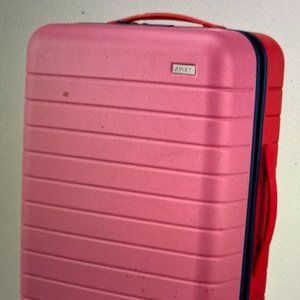 AWAY ISO Jinx medium size suitcase